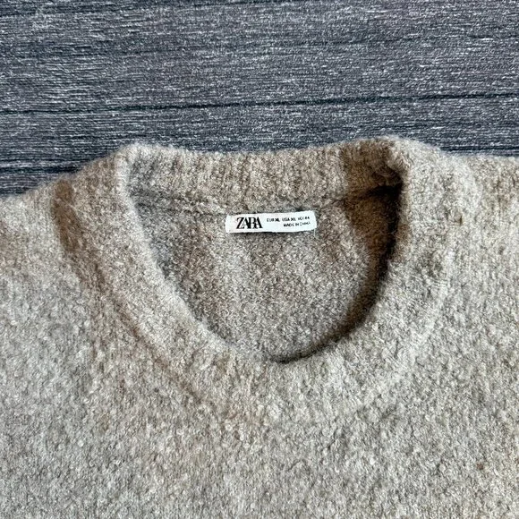 Men's Zara Sweater, Tan/Gray, XL - Picture 2 of 2